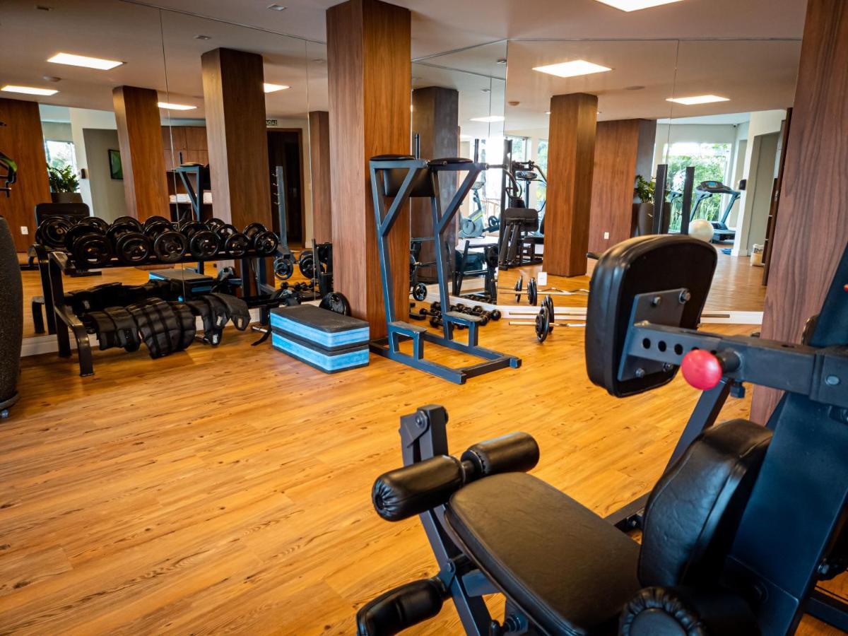 Wish Serrano Resort غرامادو المظهر الخارجي الصورة The gym at the hotel