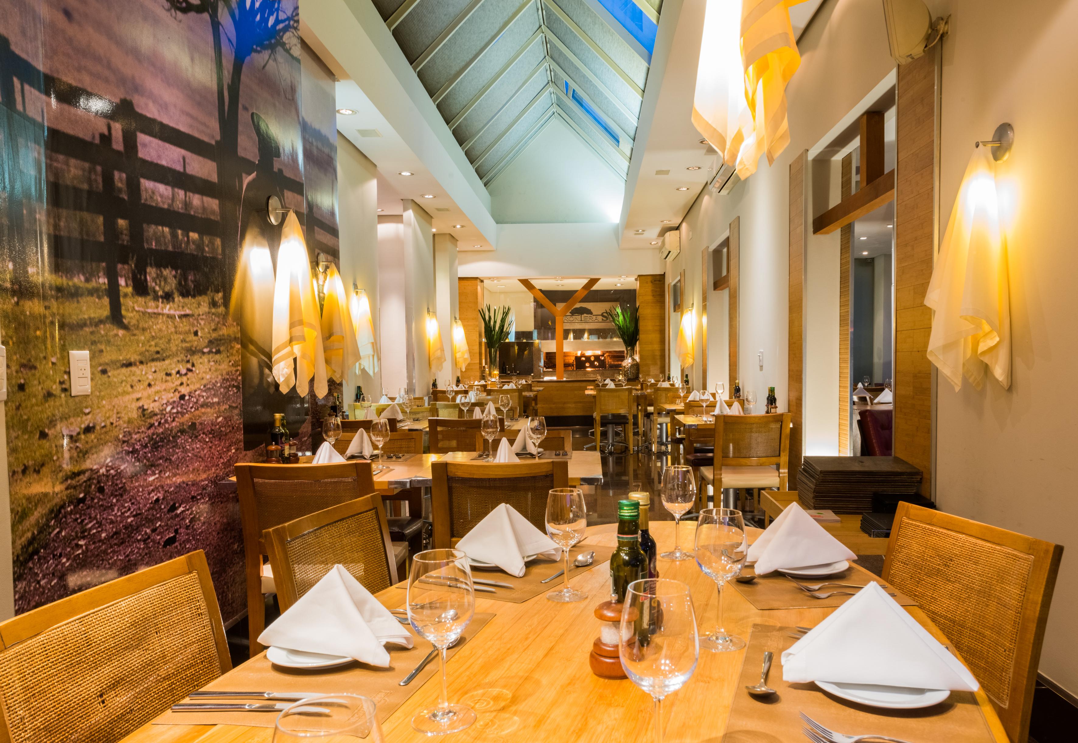 Wish Serrano Resort غرامادو المظهر الخارجي الصورة Restaurant