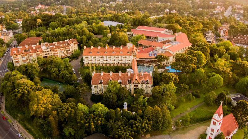 Wish Serrano Resort غرامادو المظهر الخارجي الصورة Aerial view of the hotel